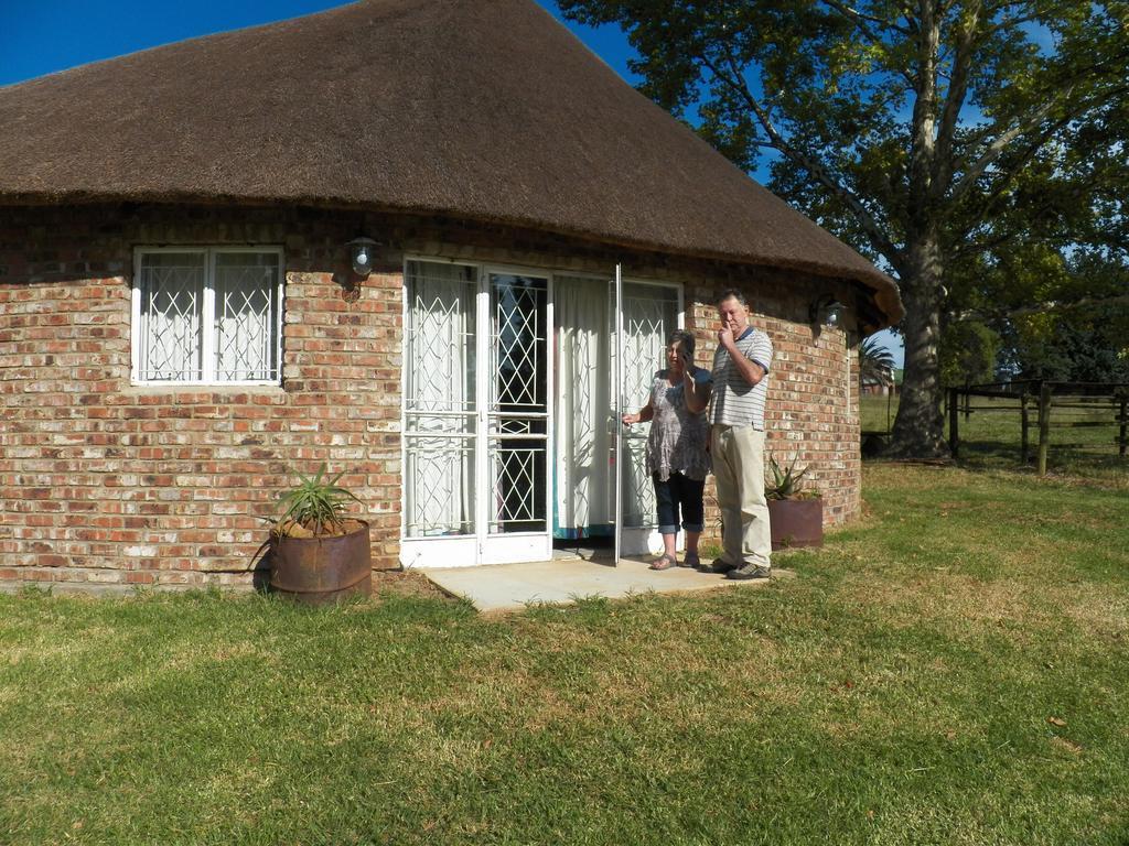 Suikerbosskuur Rondavel & Chalet Amsterdam Luaran gambar